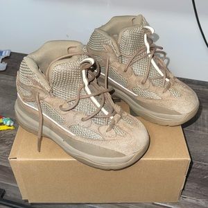 infant yeezy boots